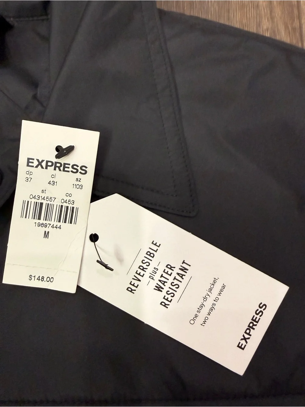 NWT express men’s reversible water resistant jacket camo black medium